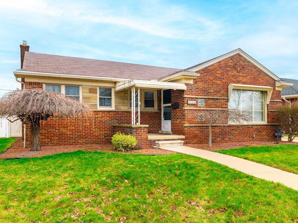 3305 Bridge Street, Trenton, MI 48183