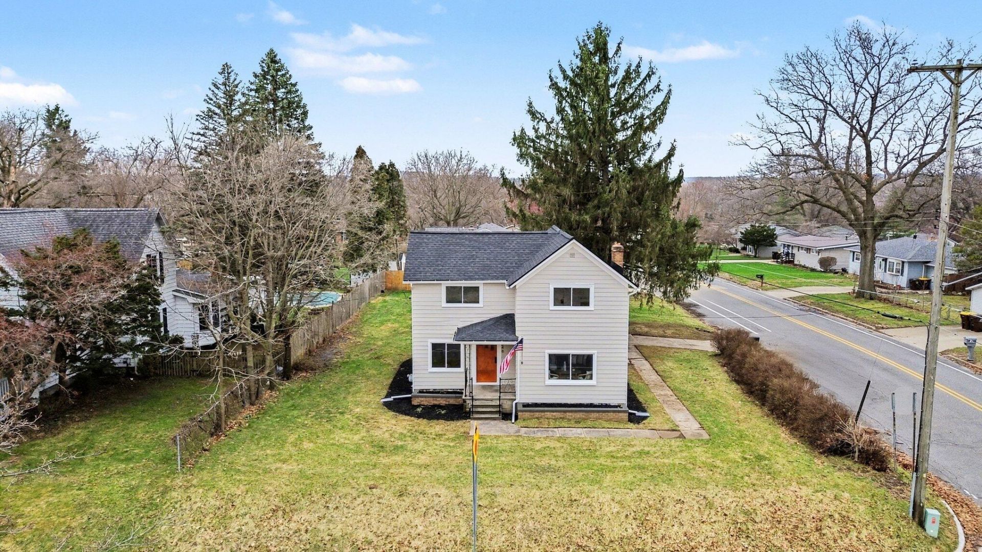 348 W State Road, Hastings, MI 49058 Main Photo