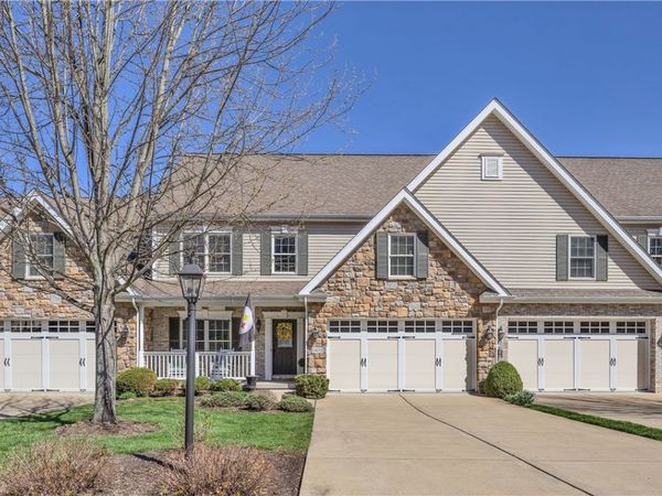 1403 Torrey Pine Dr, Mars, PA 16046