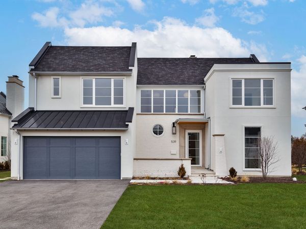 539 Kensington Court, Hinsdale, IL 60521