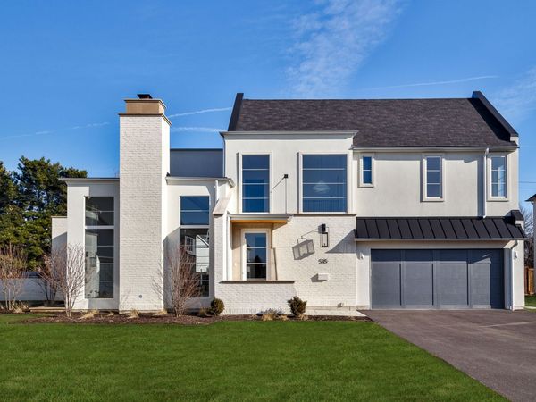 535 Kensington Court, Hinsdale, IL 60521