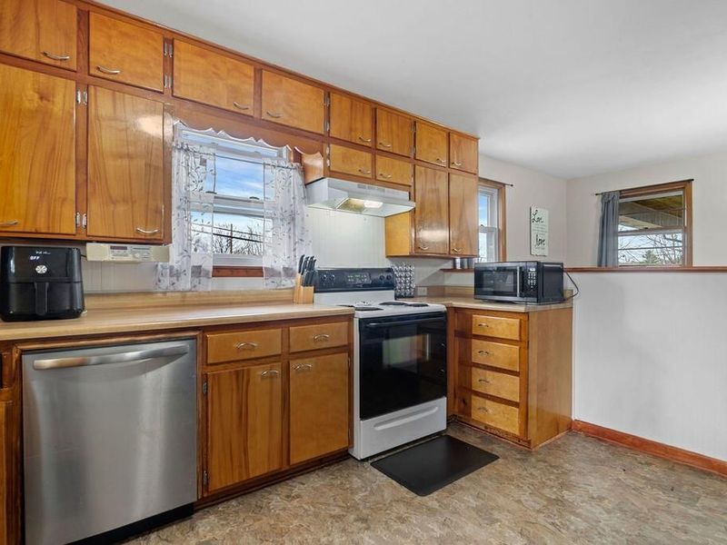 185 E Cedar Street, Mount Gilead, OH 43338 Photo 11