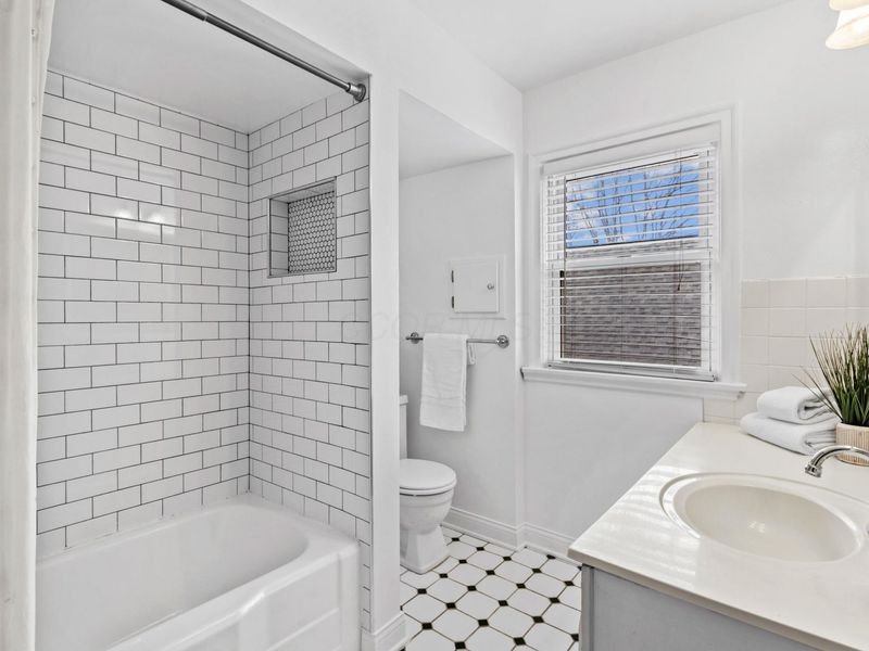 485 Fallis Road, Columbus, OH 43214 Photo 21