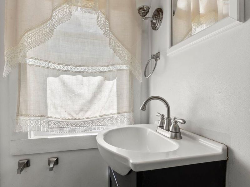 427 S Richardson Avenue , Columbus, OH 43204 Photo 18