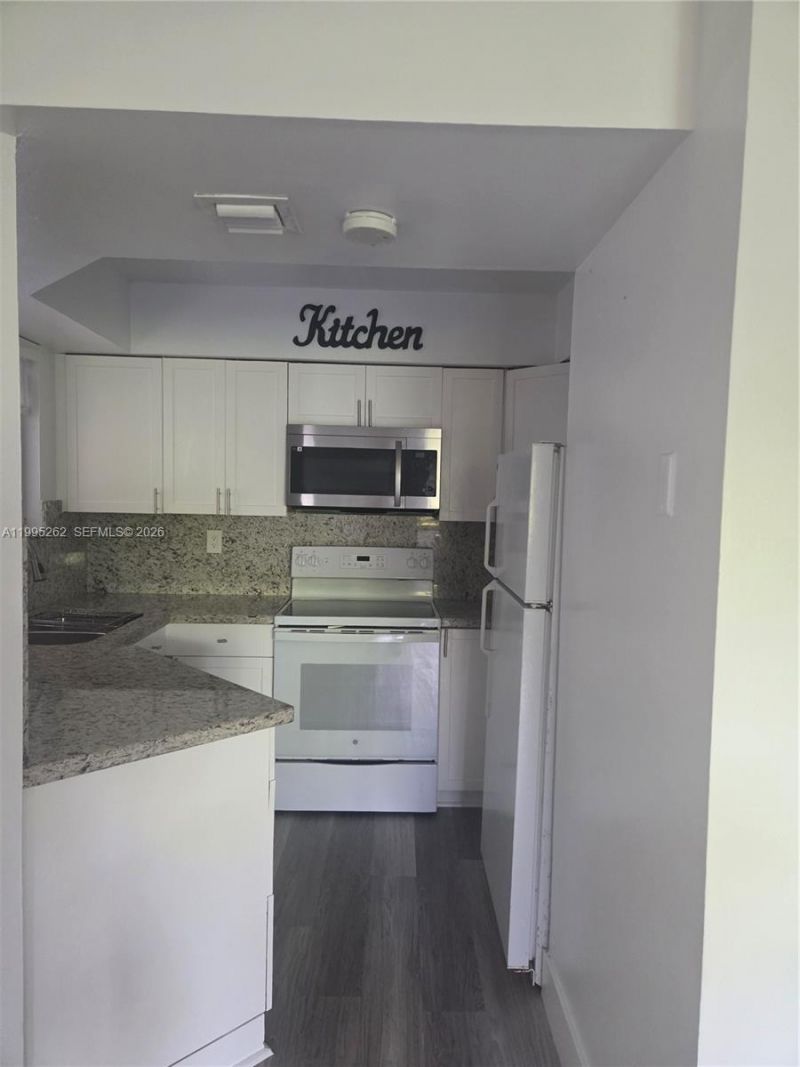 8365 SW 152nd Ave, Unit 3, Miami, FL 33193 Photo