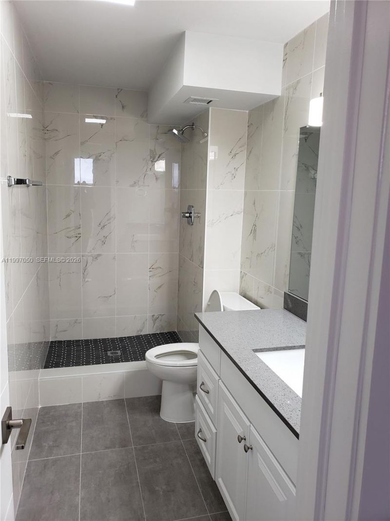 13499 Biscayne Blvd, Unit 1105, North Miami, FL 33181 Photo