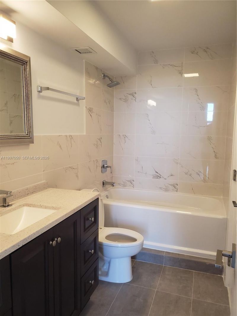 13499 Biscayne Blvd, Unit 1105, North Miami, FL 33181 Photo