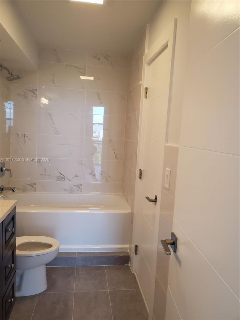 13499 Biscayne Blvd, Unit 1105, North Miami, FL 33181 Photo