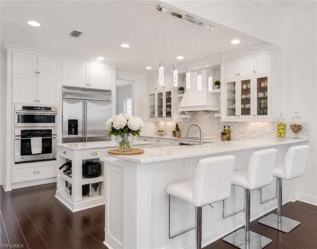 3323 Atlantic Cir, Naples, FL 34119 Photo
