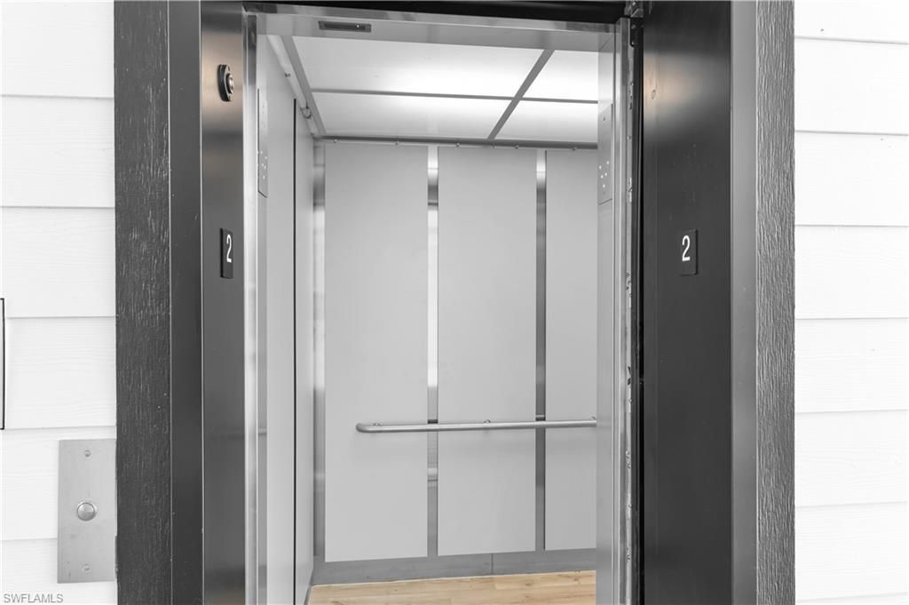 6890 Hendry Creek Dr, Fort Myers, FL 33908 Photo