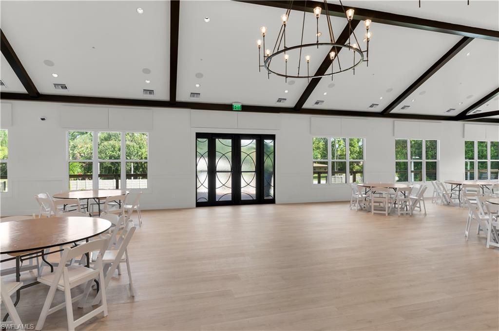 6890 Hendry Creek Dr, Fort Myers, FL 33908 Photo