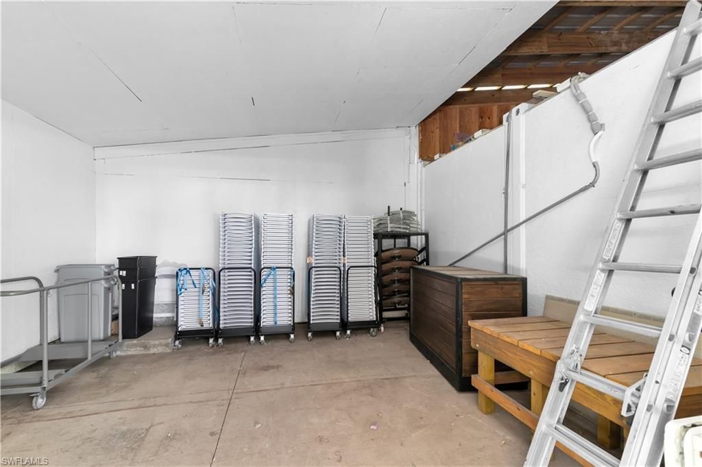 6890 Hendry Creek Dr, Fort Myers, FL 33908 Photo