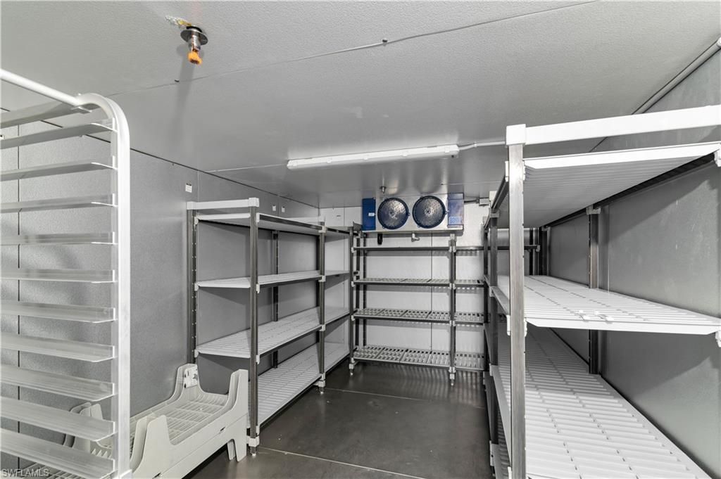 6890 Hendry Creek Dr, Fort Myers, FL 33908 Photo