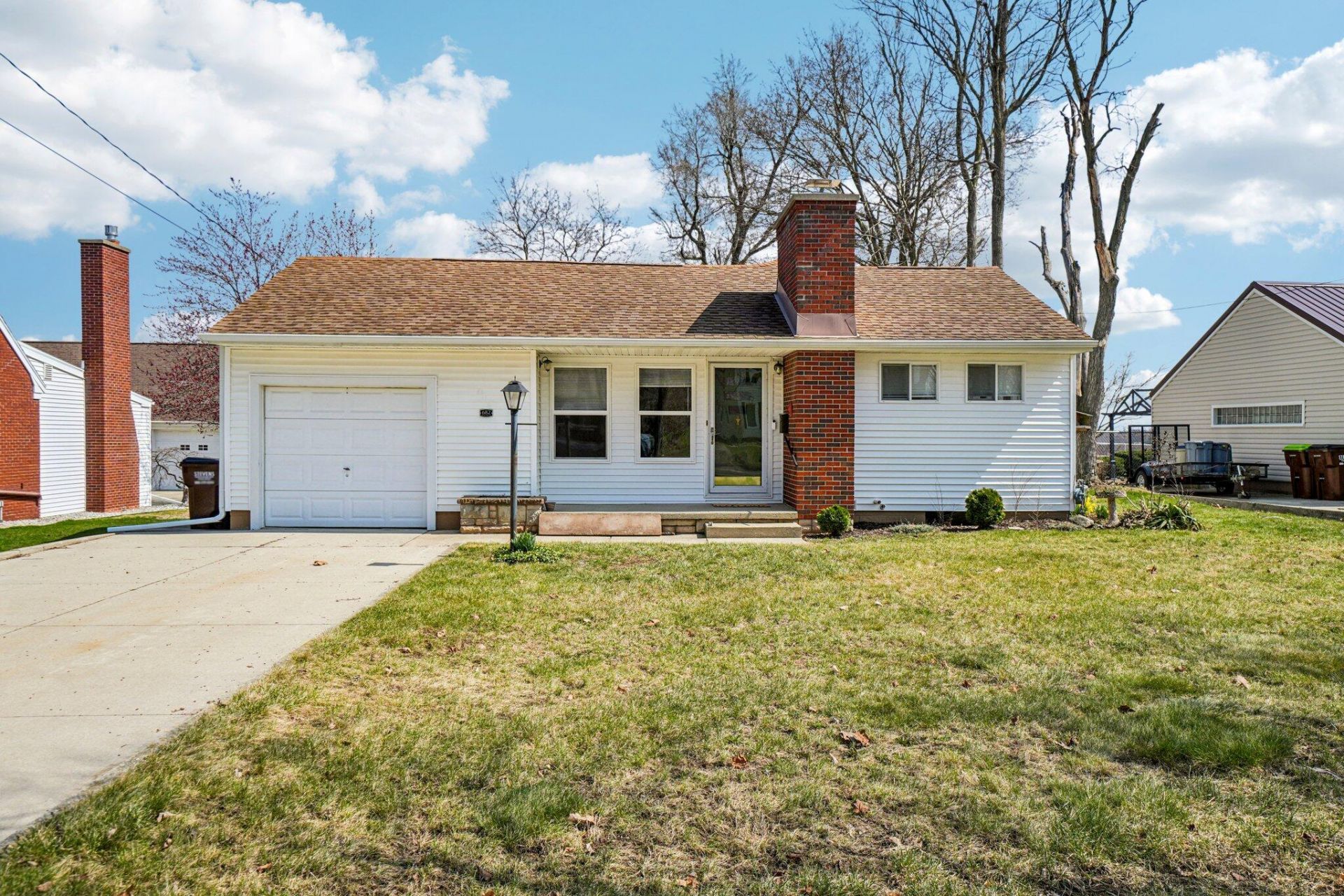 682 Budlong Street, Adrian, MI 49221 Main Photo