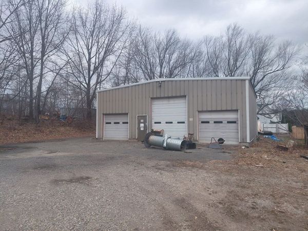 46 Gile St, Haverhill, MA 01830