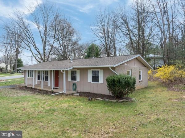 1952 HIGHLAND DRIVE , STATE COLLEGE, PA 16803