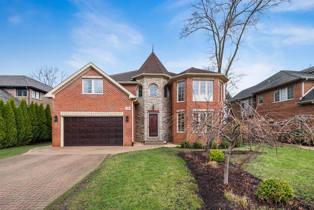 3202 Dell Place, Glenview, IL 60025 Main Photo