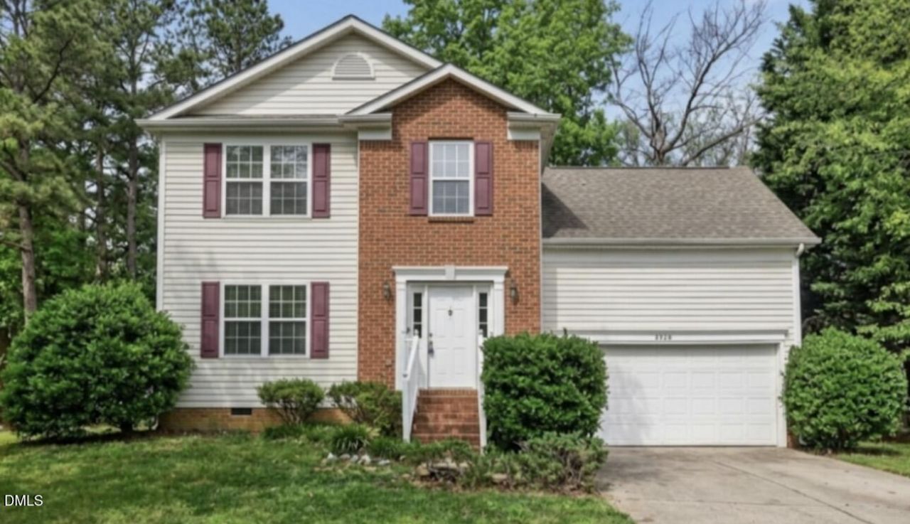 9220 Garnet Field Court, Charlotte, NC 28269 Main Photo