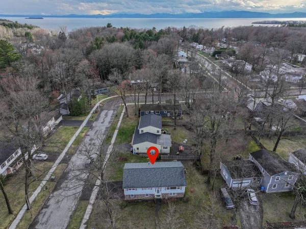 5 Birchwood Lane, Burlington, VT 05408