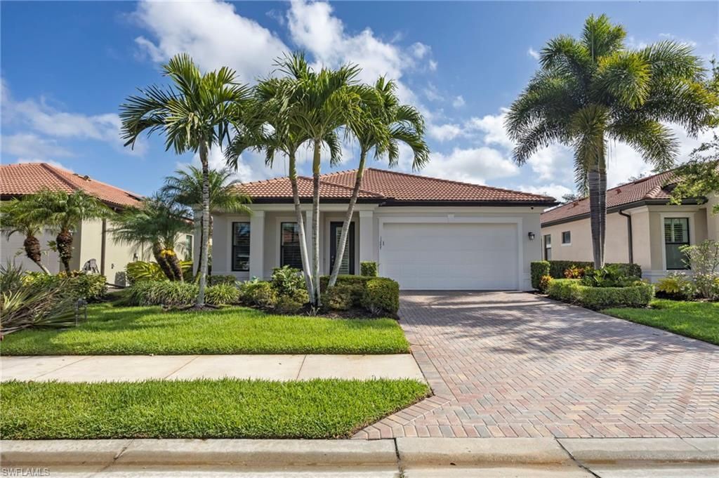 1287 Manado Dr, Naples, FL 34113 Main Photo