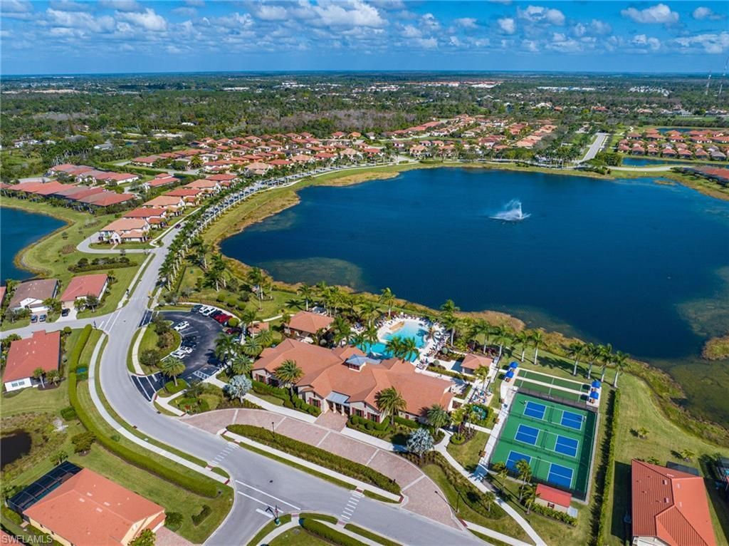 1287 Manado Dr, Naples, FL 34113 Photo