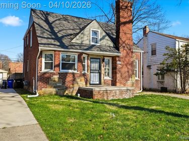16600 Avon Avenue, Detroit, MI 48219