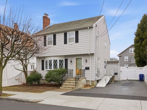 25 Webster St, Quincy, MA 02171