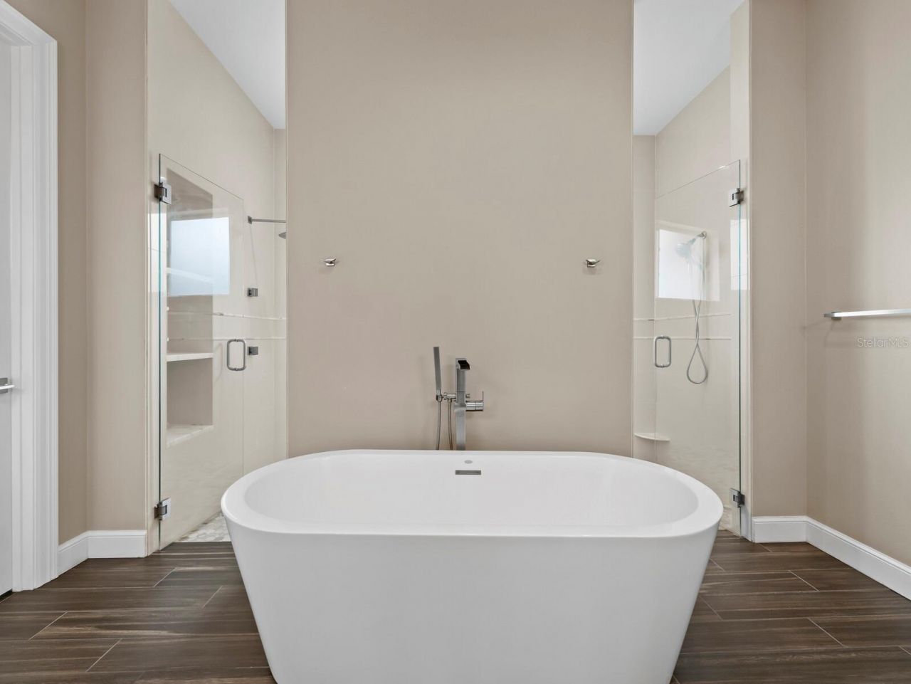5618 Britannia Drive, Sarasota, FL 34231 Photo