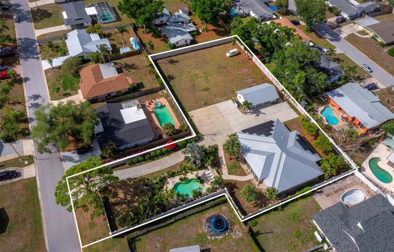 5618 Britannia Drive, Sarasota, FL 34231 Photo
