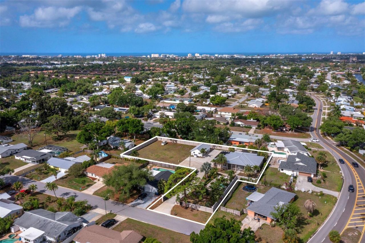 5618 Britannia Drive, Sarasota, FL 34231 Photo