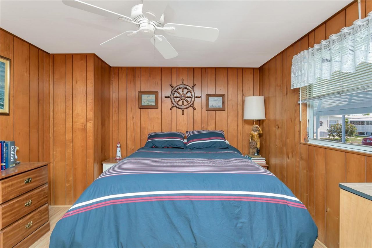 3208 Oakwood Boulevard S, Sarasota, FL 34237 Photo