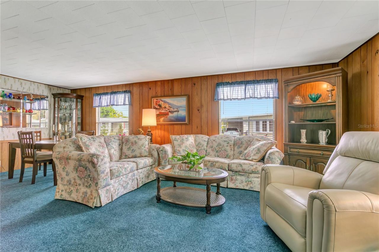 3208 Oakwood Boulevard S, Sarasota, FL 34237 Photo