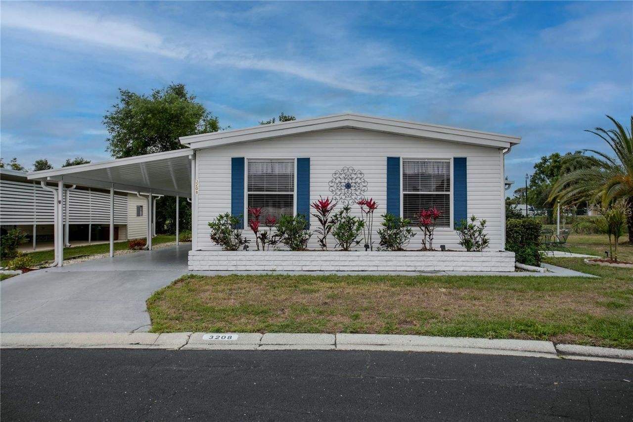 3208 Oakwood Boulevard S, Sarasota, FL 34237 Photo