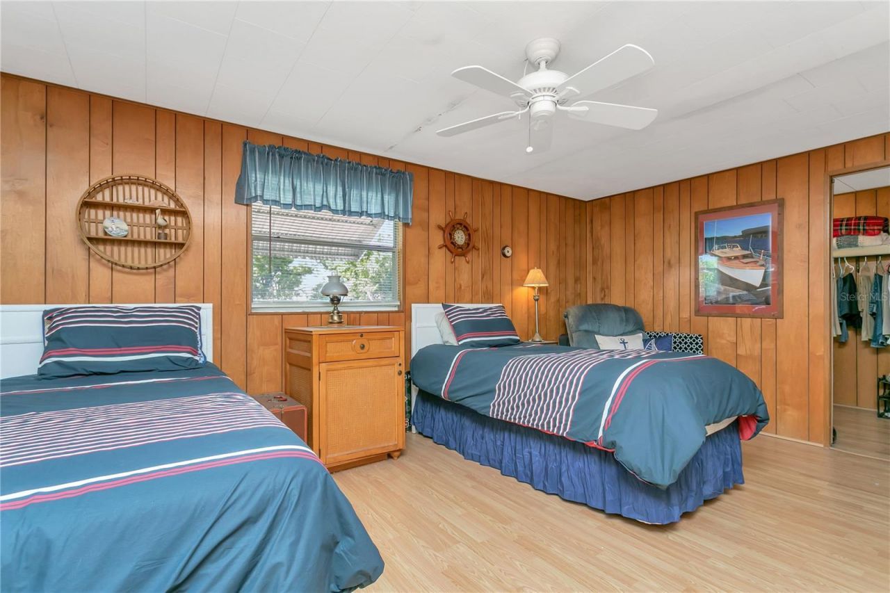 3208 Oakwood Boulevard S, Sarasota, FL 34237 Photo