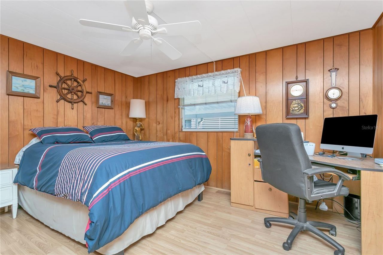 3208 Oakwood Boulevard S, Sarasota, FL 34237 Photo