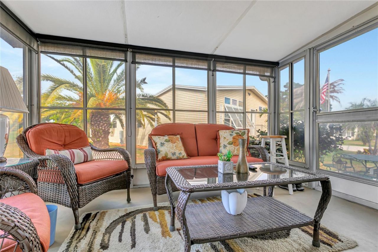 3208 Oakwood Boulevard S, Sarasota, FL 34237 Photo