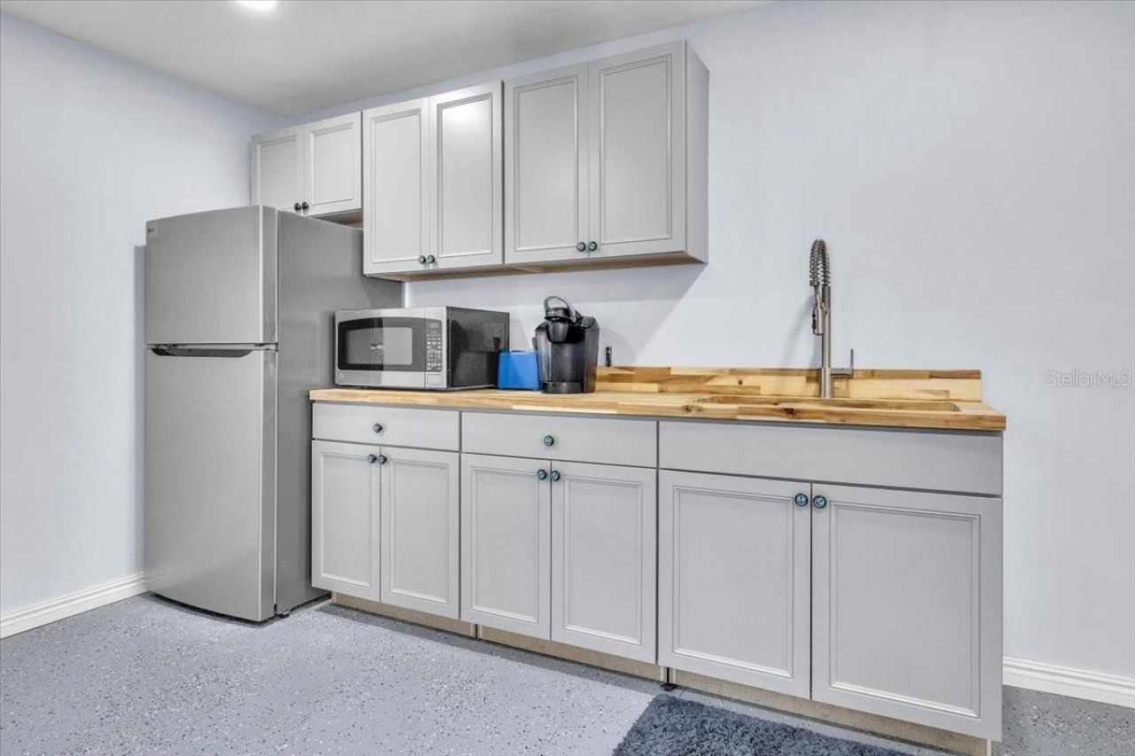 9470 Colony Drive, North Fort Myers, FL 33917 Photo