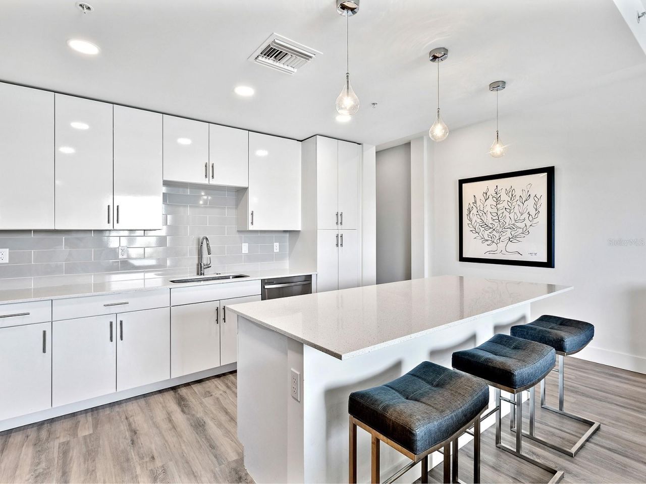 1709 N Tamiami Trail, Unit 318, Sarasota, FL 34234 Photo