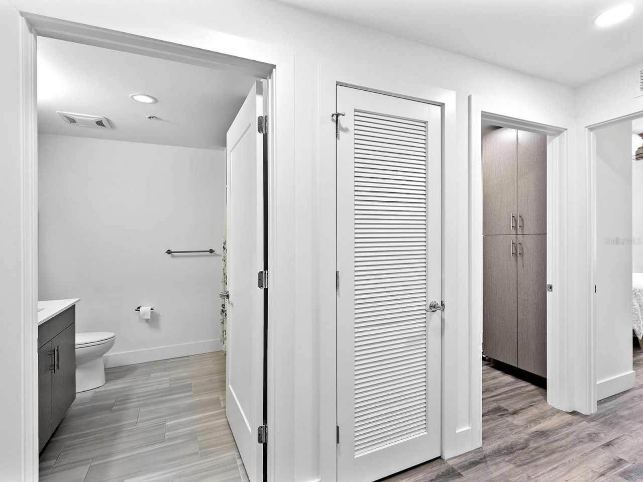 1709 N Tamiami Trail, Unit 318, Sarasota, FL 34234 Photo