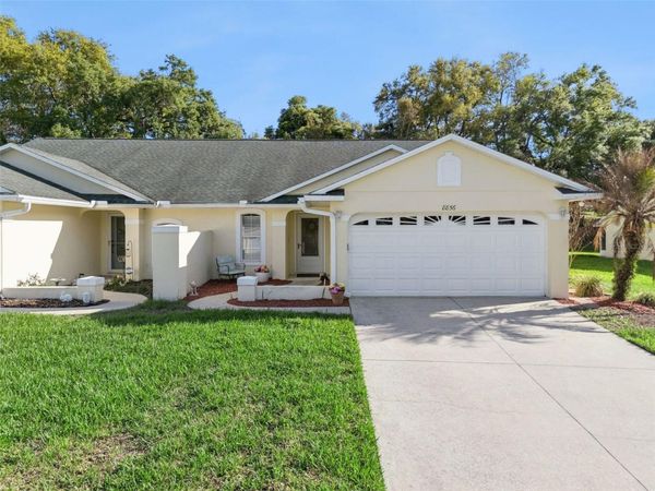 8856 COURTYARD LANE , GROVELAND, FL 34736