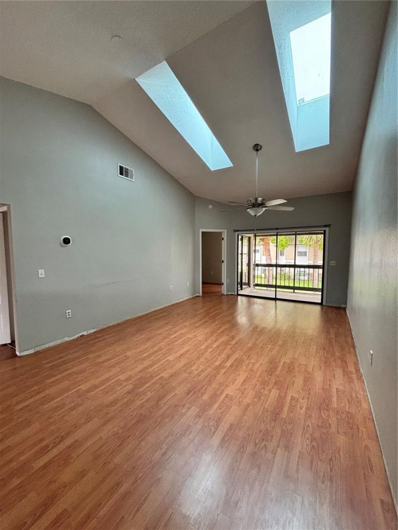 3118 S Semoran Boulevard , Unit N2, Orlando, FL 32822 Photo