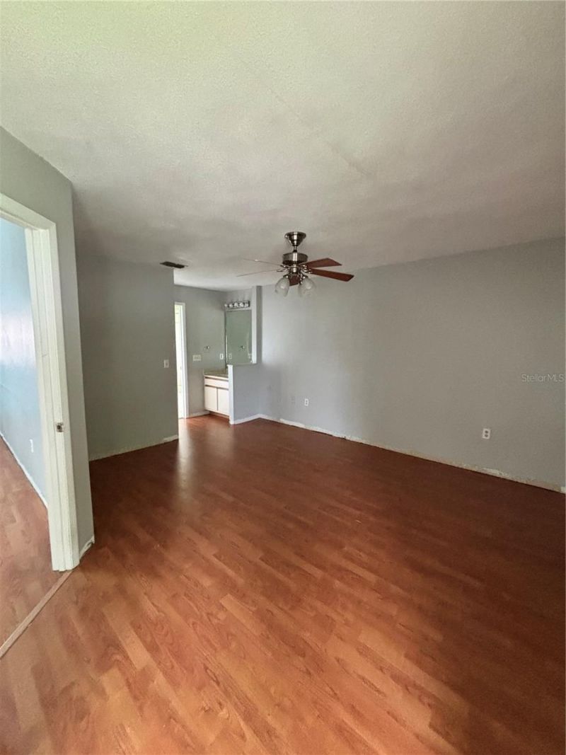 3118 S Semoran Boulevard , Unit N2, Orlando, FL 32822 Photo