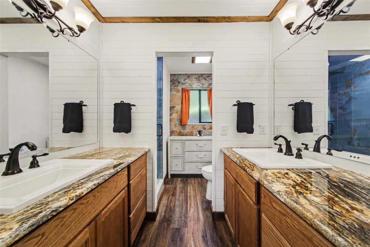 916 E Cleveland Street , Apopka, FL 32703 Photo