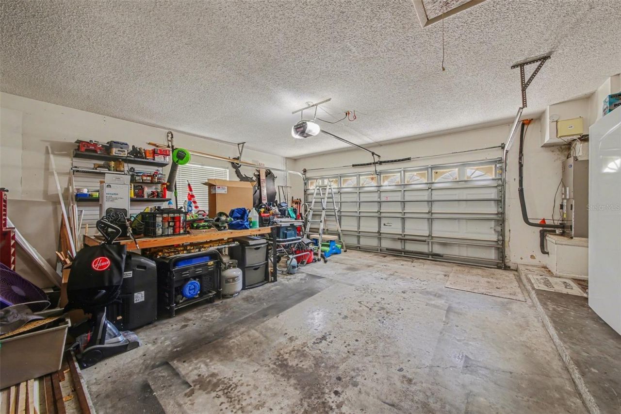 916 E Cleveland Street , Apopka, FL 32703 Photo