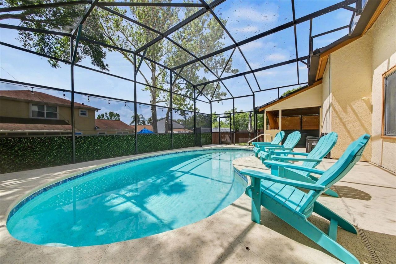 916 E Cleveland Street , Apopka, FL 32703 Photo