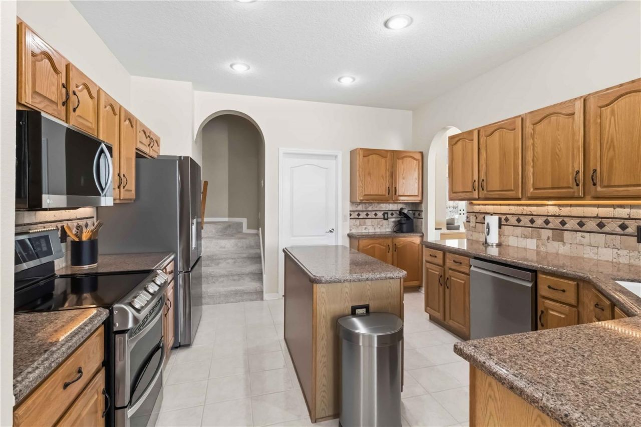 19120 Mandarin Grove Place , Tampa, FL 33647 Photo