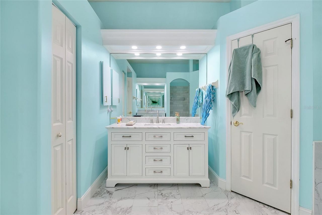360 Cedarbrook Court, Venice, FL 34292 Photo