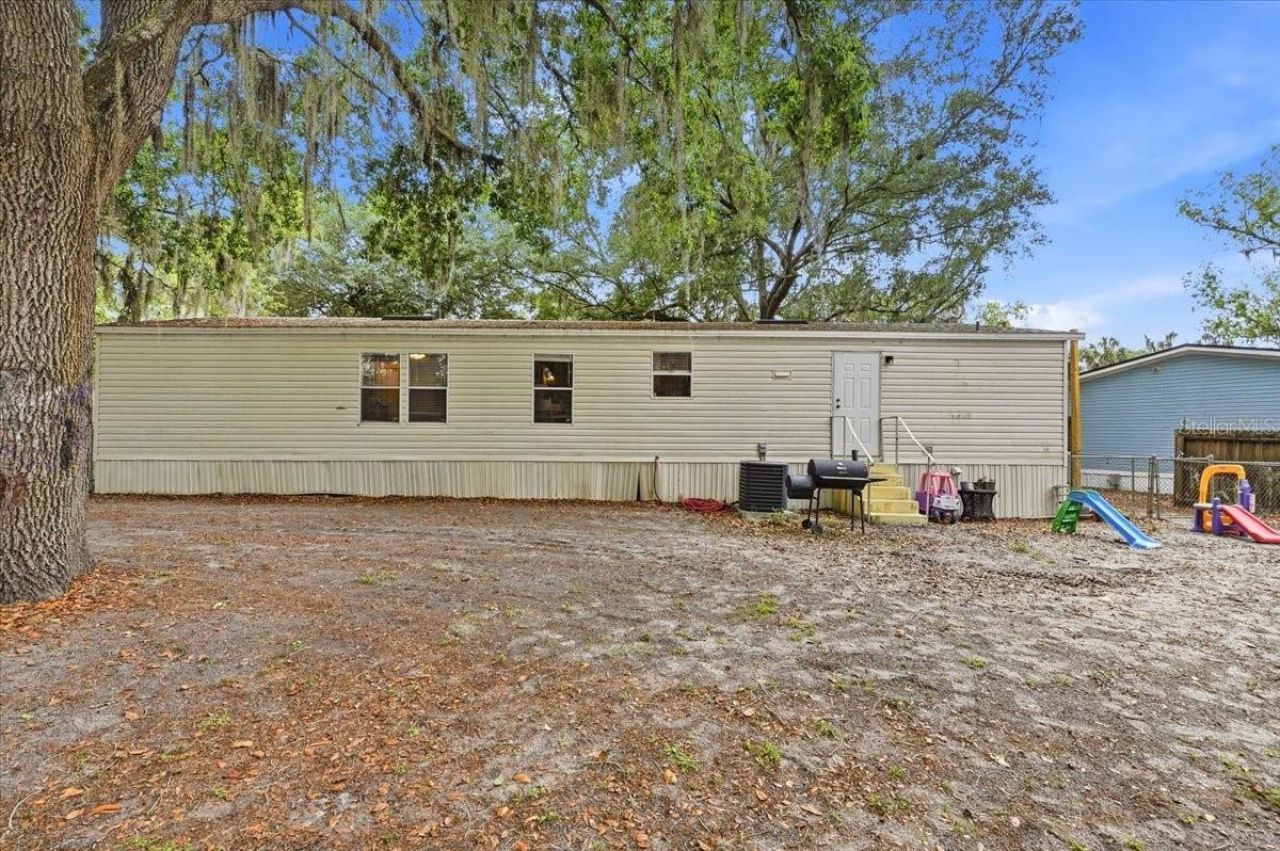 4810 Myrtle View Drive N, Mulberry, FL 33860 Photo