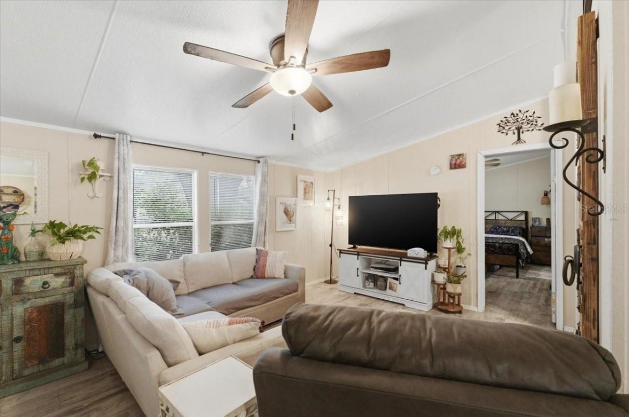 4810 Myrtle View Drive N, Mulberry, FL 33860 Photo