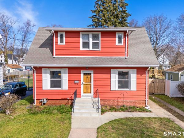 29 Chestnut, West Haven, CT 06516